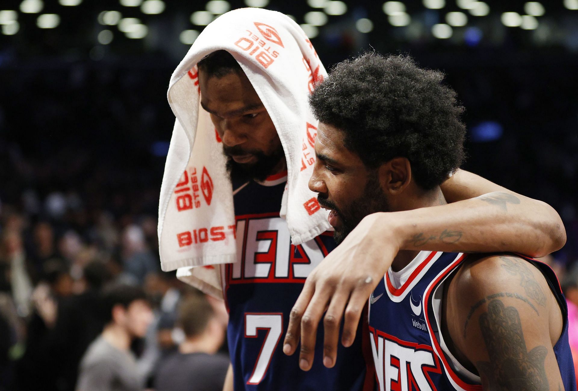 Brooklyn Nets forward Kevin Durant, left, and guard Kyrie Irving